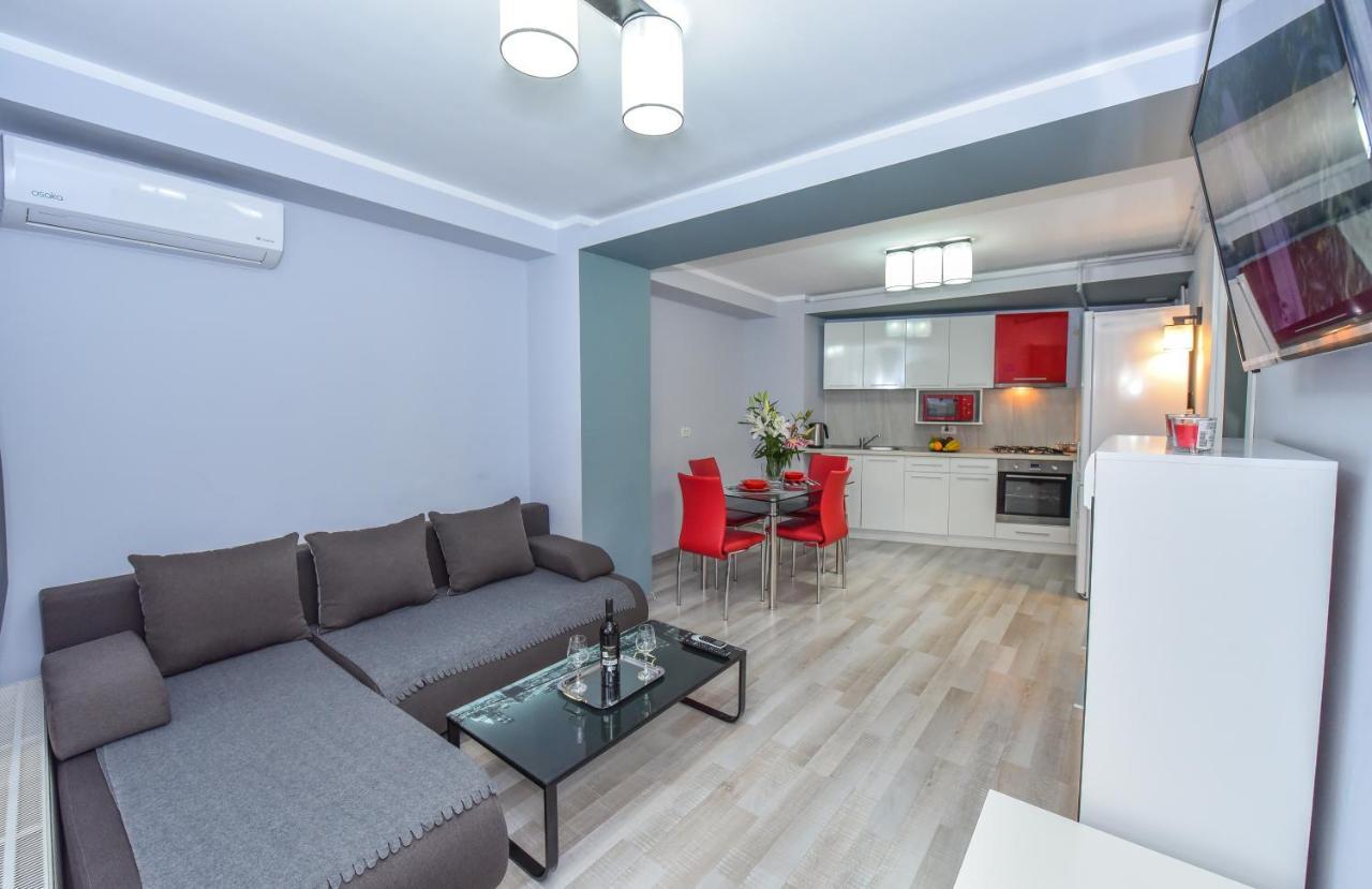 Residenza Di Carbasinni Bukarest Exteriör bild