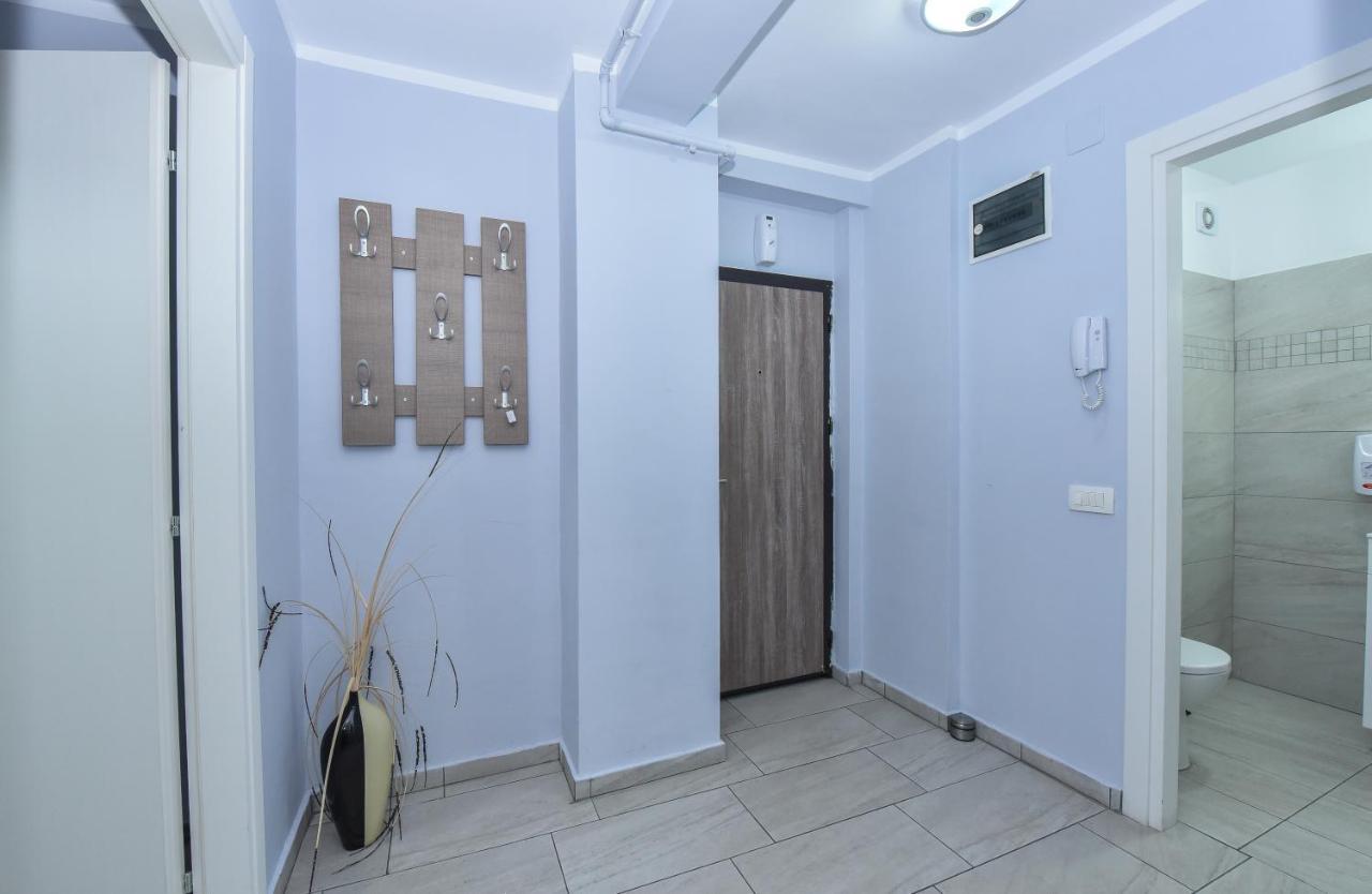 Residenza Di Carbasinni Bukarest Exteriör bild