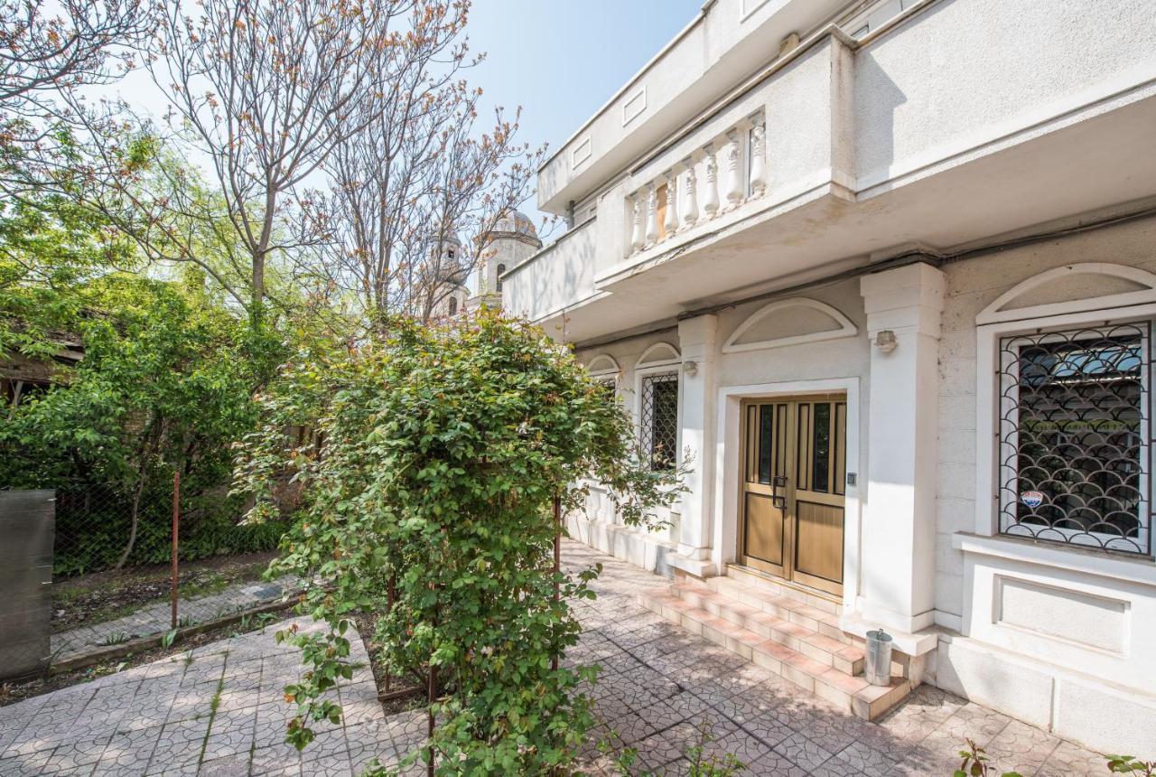 Residenza Di Carbasinni Bukarest Exteriör bild
