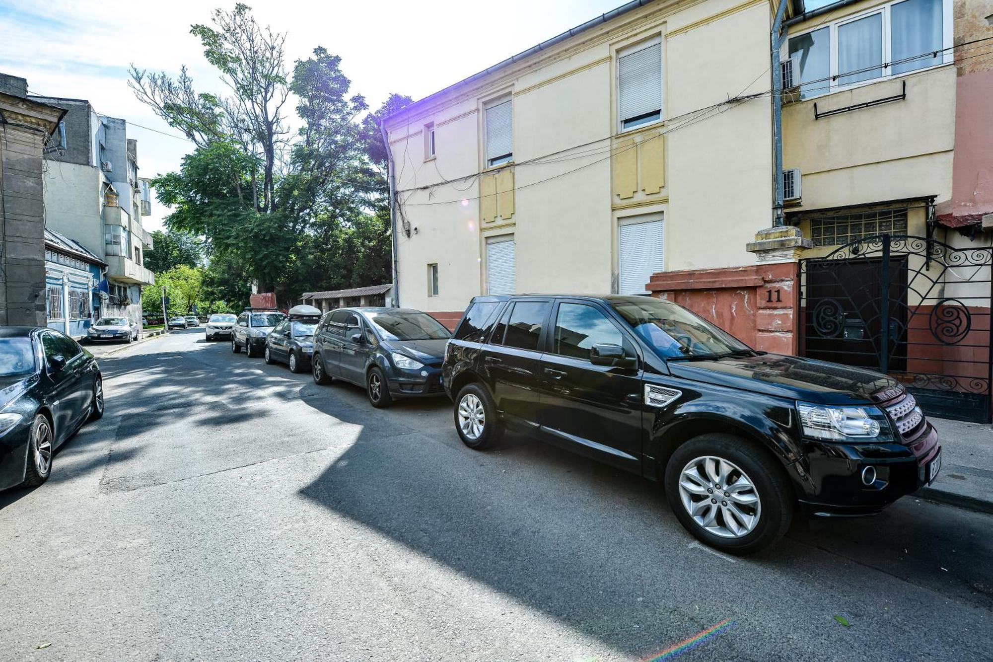 Residenza Di Carbasinni Bukarest Exteriör bild